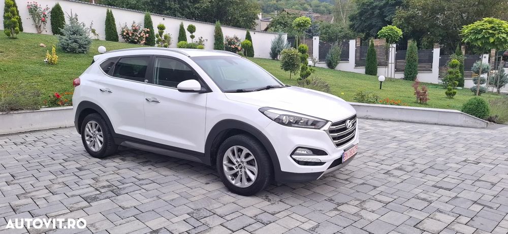 Hyundai Tucson blue 1.7 CRDi 2WD Intro Edition - 7