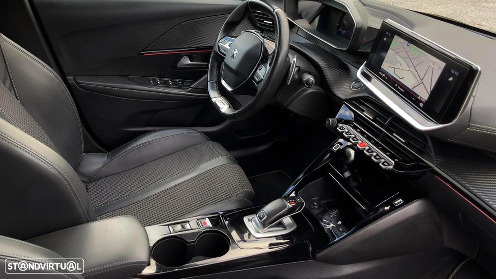 Peugeot 208 1.2 PureTech GT Line EAT8 - 31