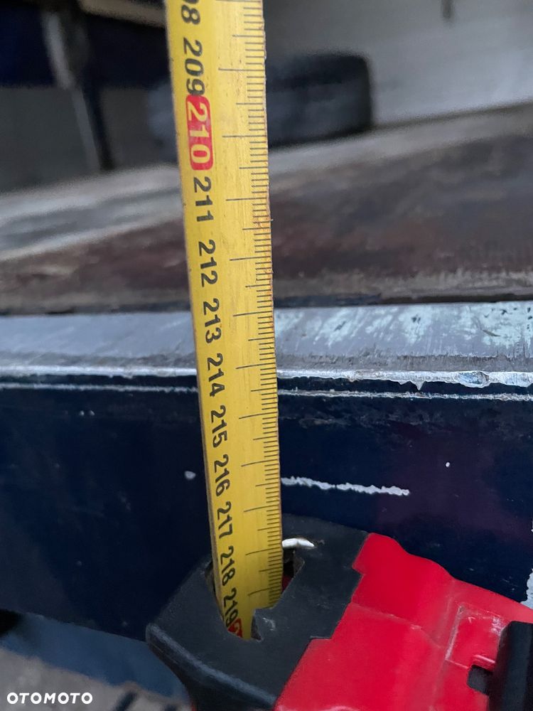 Mercedes-Benz Sprinter - 13