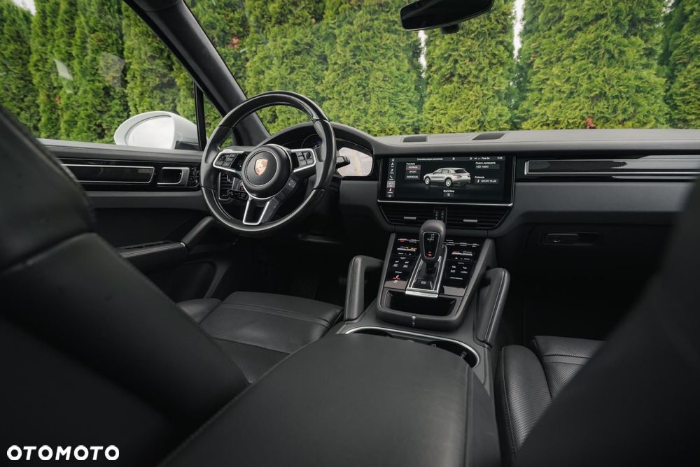 Porsche Cayenne Standard - 17