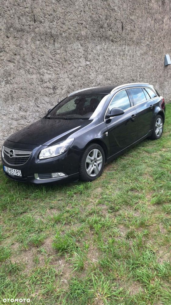 Opel Insignia - 1