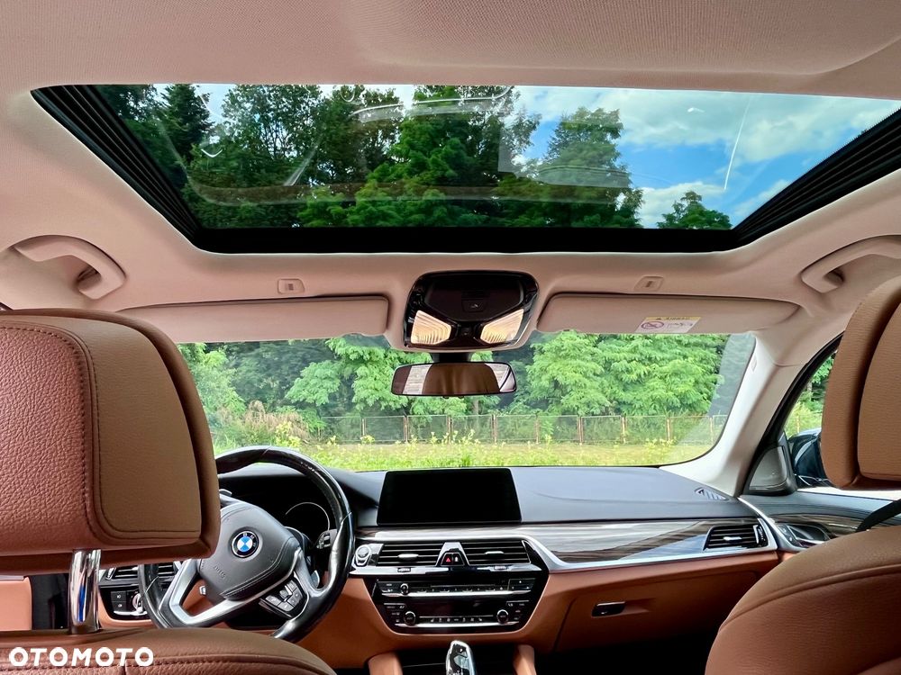 BMW Seria 5 520d xDrive Luxury Line - 15