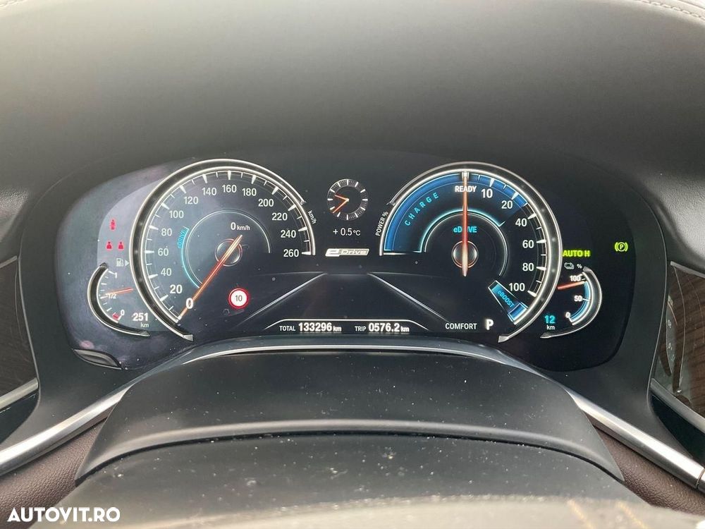 BMW Seria 7 740Le xDrive iPerformance - 7