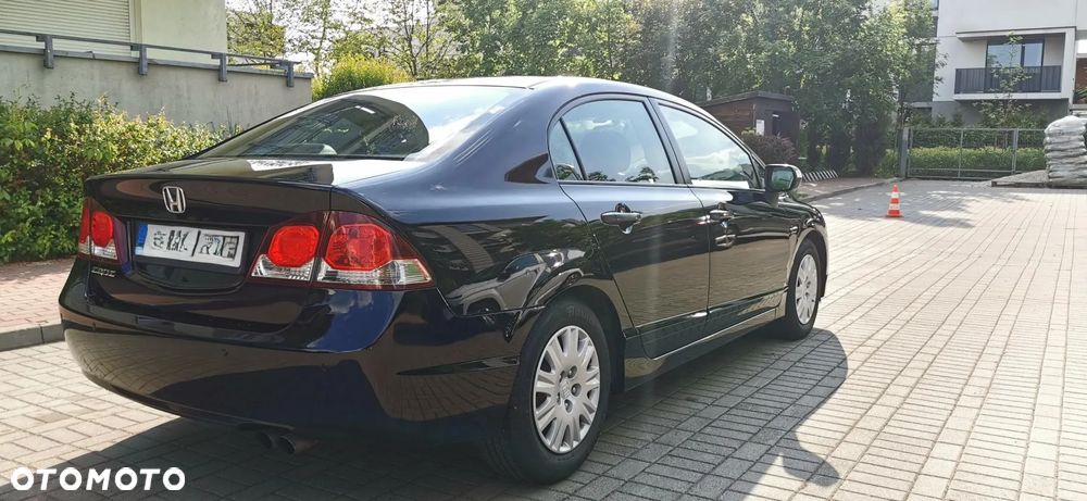 Honda Civic 1.8 Base - 4
