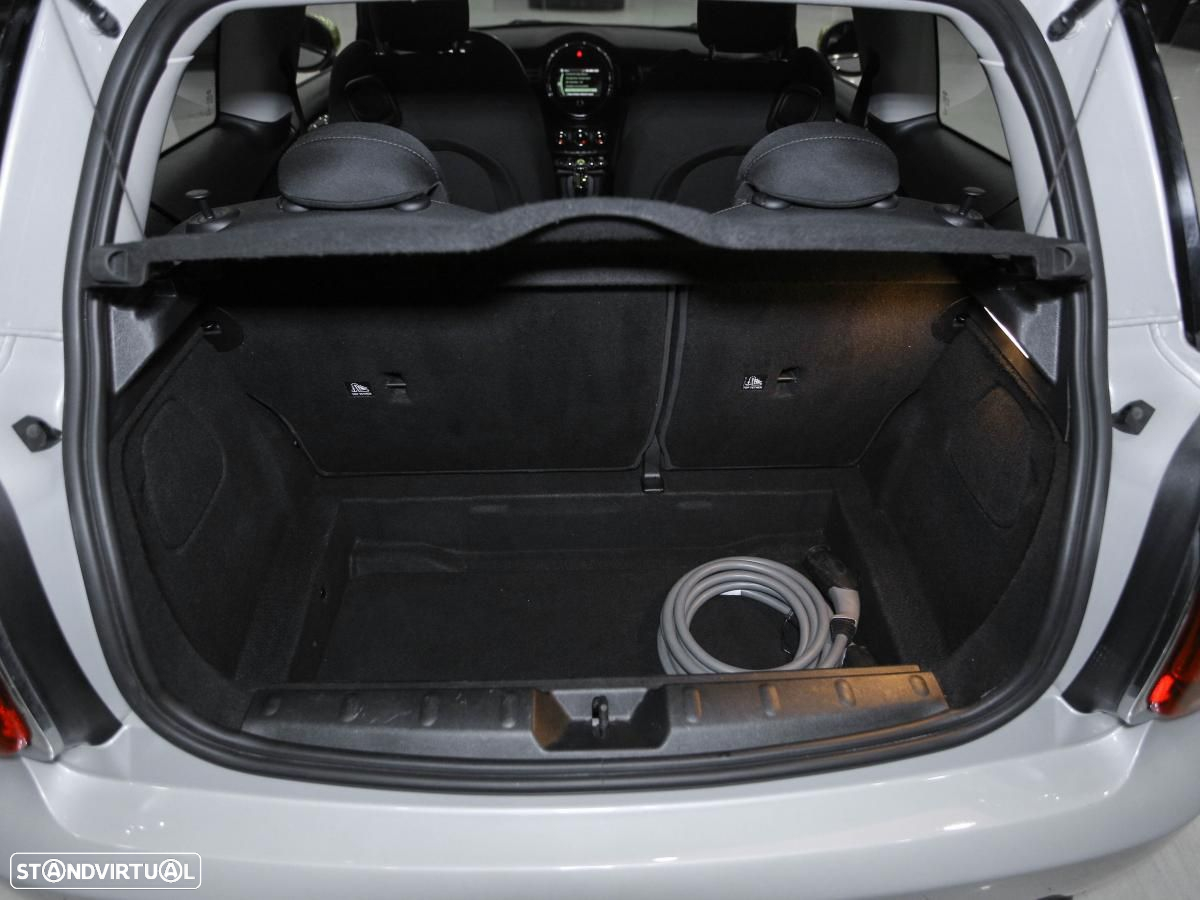 MINI 3 Portas Cooper SE S - 22