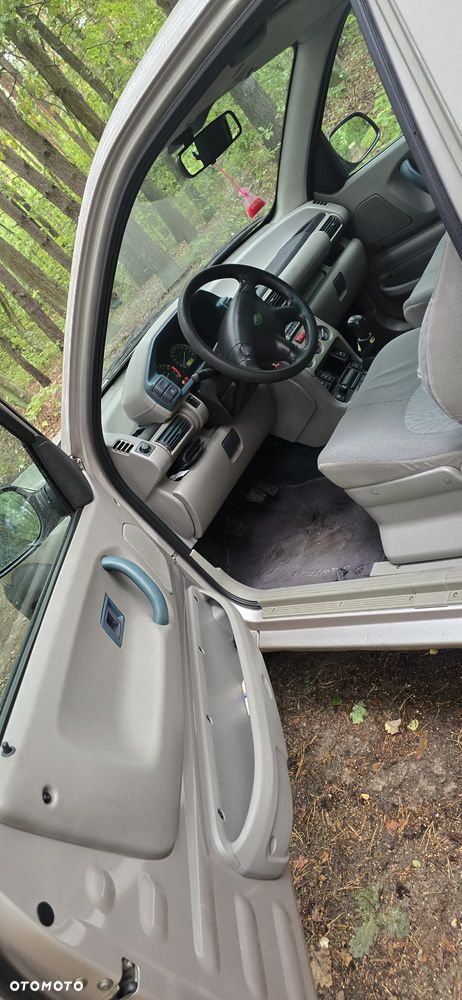 Land Rover Freelander - 16