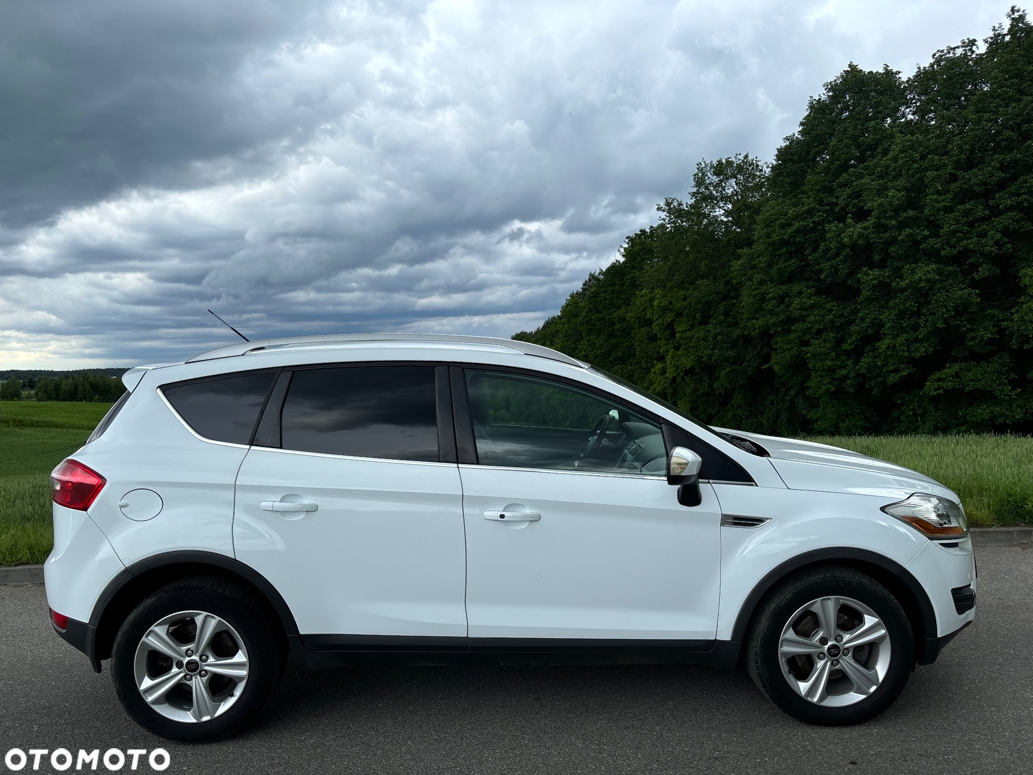 Ford Kuga 2.0 TDCi 4x4 Individual - 4