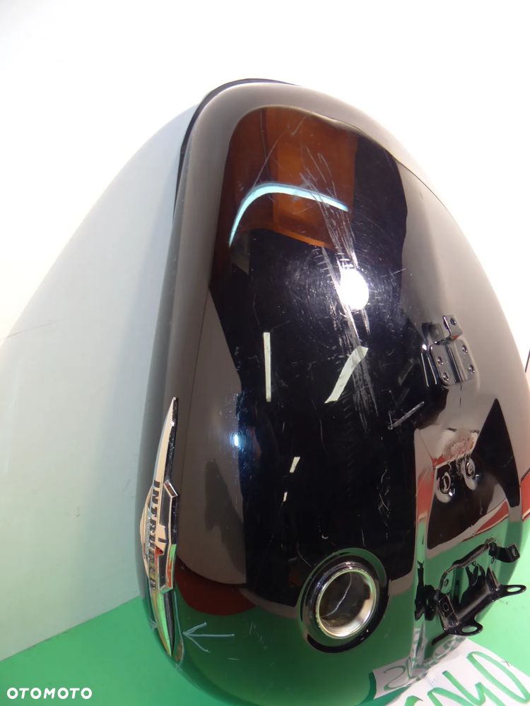 S040 Suzuki VZR 1800 Intruder (06-17) ZBIORNIK PALIWA BAK - 11