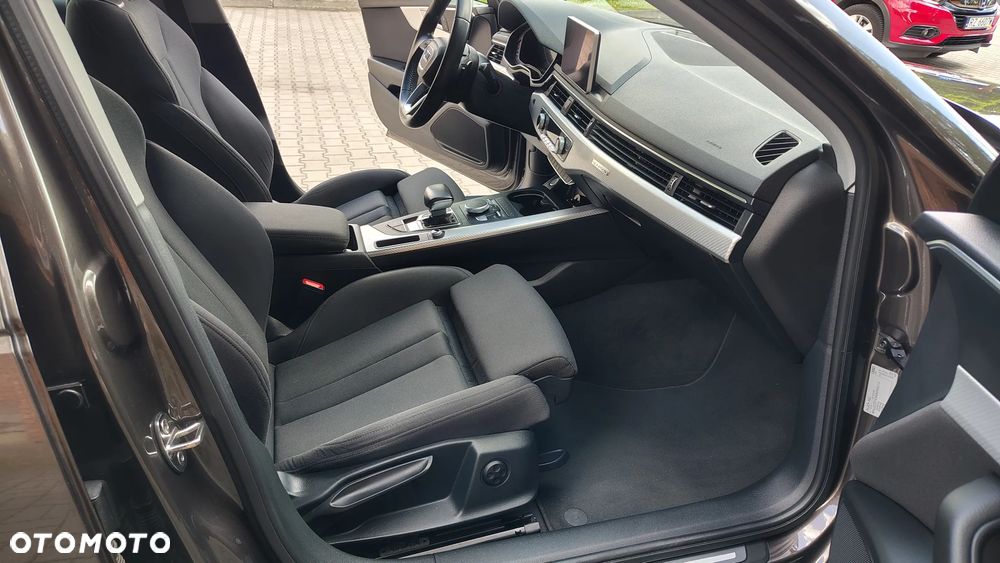 Audi A4 Allroad - 35