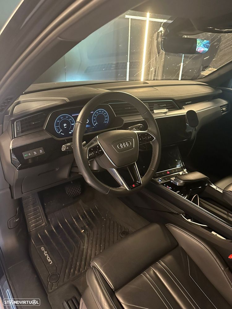 Audi e-tron 55 quattro S line - 10