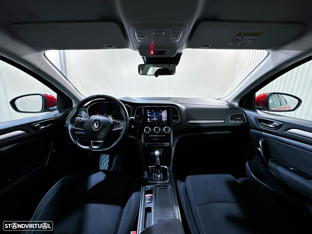 Renault Mégane 1.6 Plug-In Limited - 11