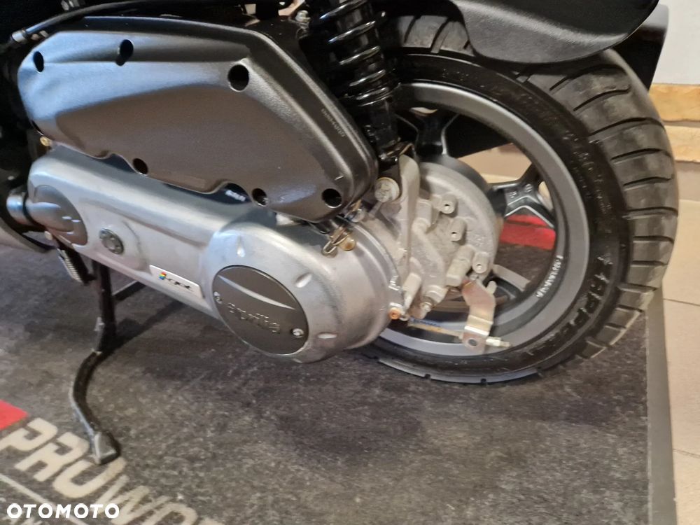 Aprilia SX - 15