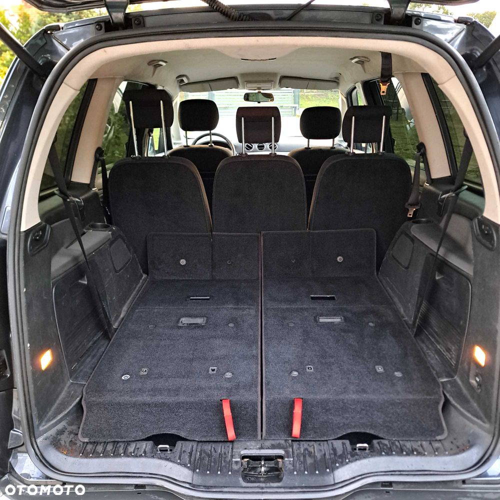 Ford Galaxy - 5