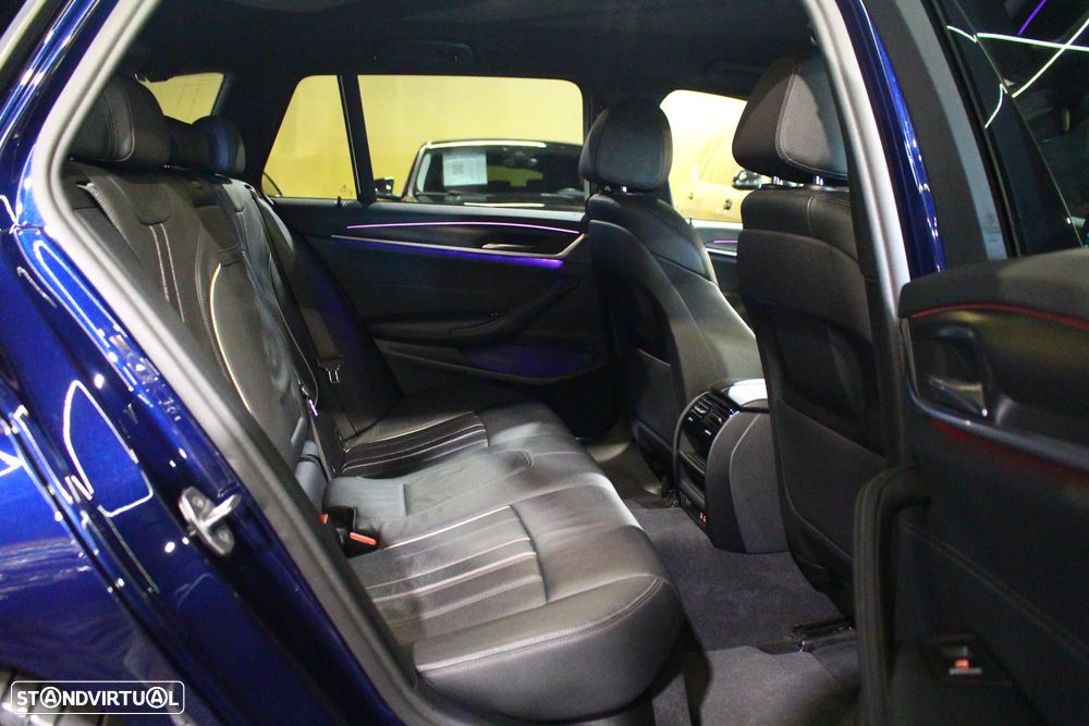 BMW 520 e Pack M - 21
