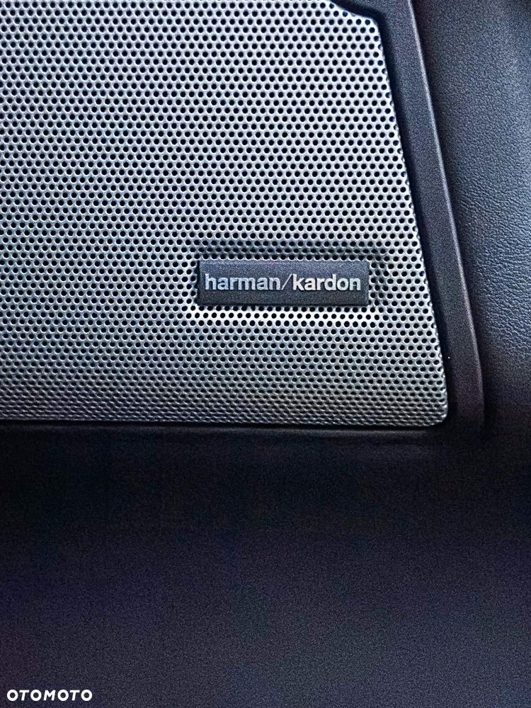 Land Rover Discovery 3.0 TD V6 SE - 12