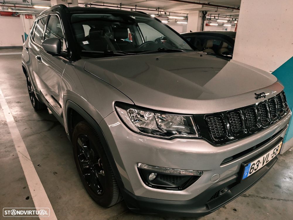 Jeep Compass 1.6 M-Jet Night Eagle — fotografia 2
