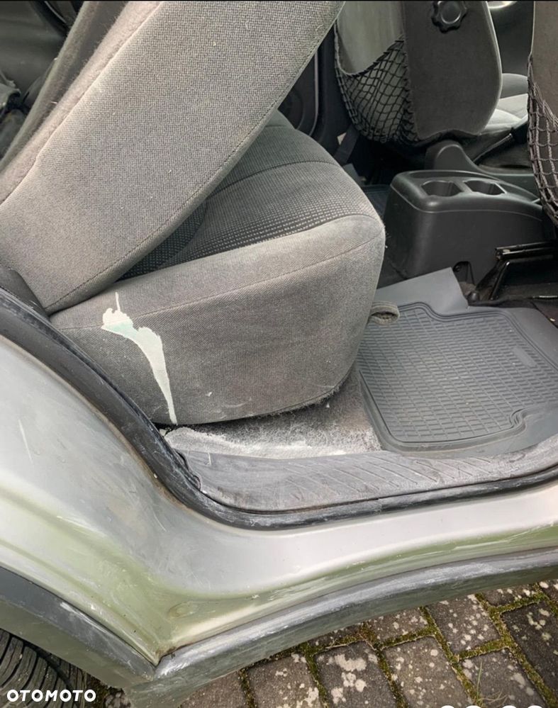 Mazda Tribute 4x2 Comfort - 9