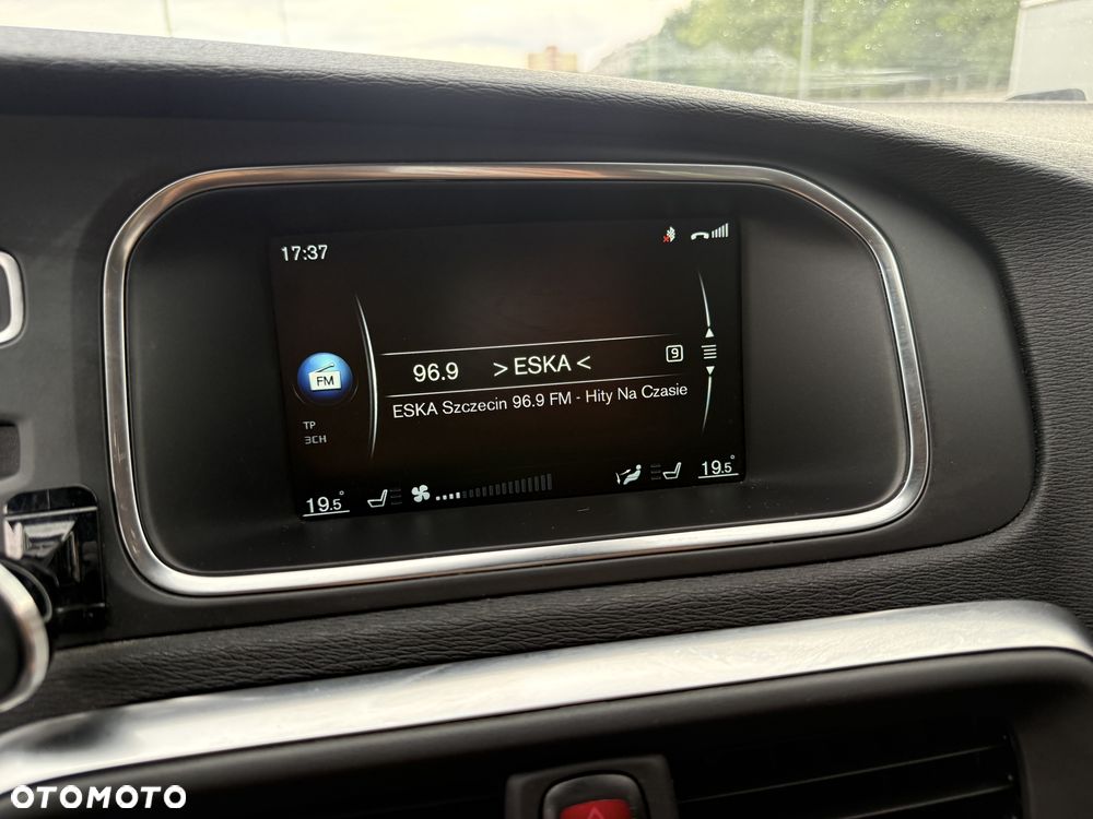 Volvo V40 D2 Summum - 12