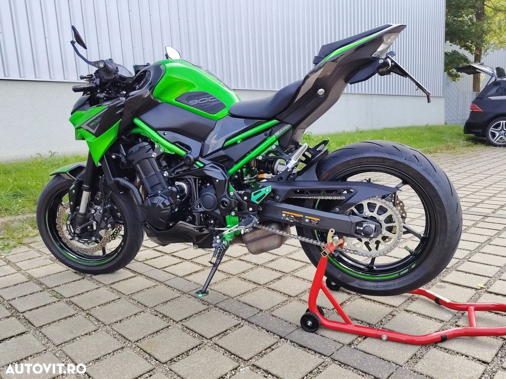 Kawasaki Z 900 - 10