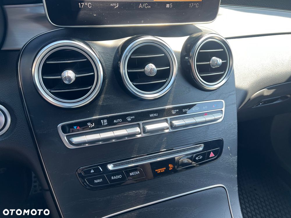 Mercedes-Benz GLC - 20