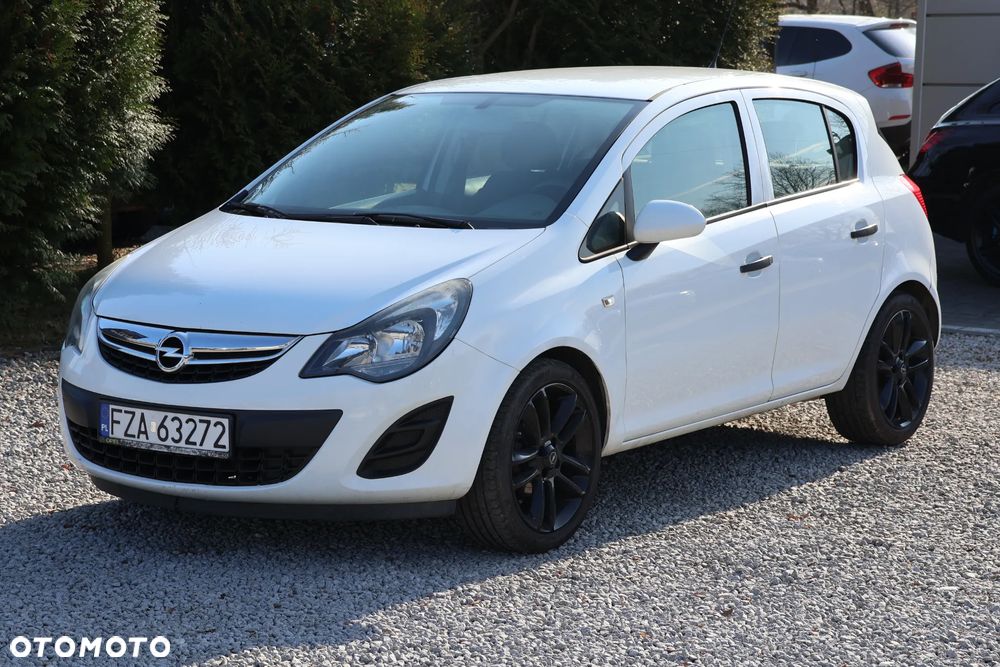Opel Corsa 1.2 16V Edition / Active - 2