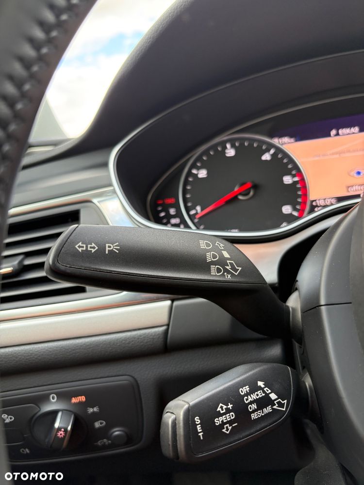 Audi A6 Avant 2.0 TDI ultra S tronic - 28
