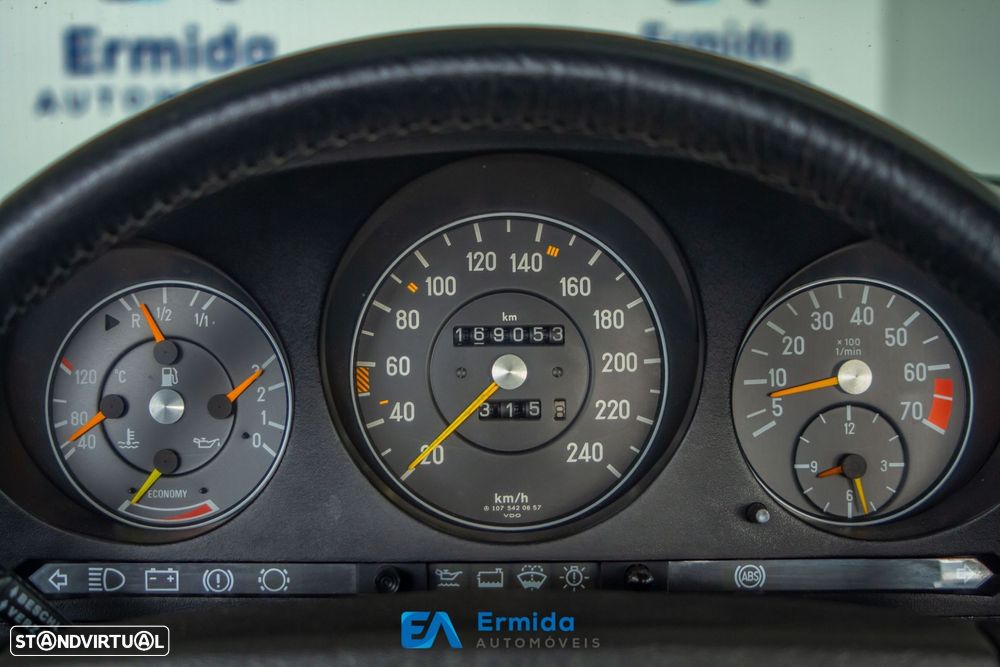 Mercedes-Benz SL 300 - 35