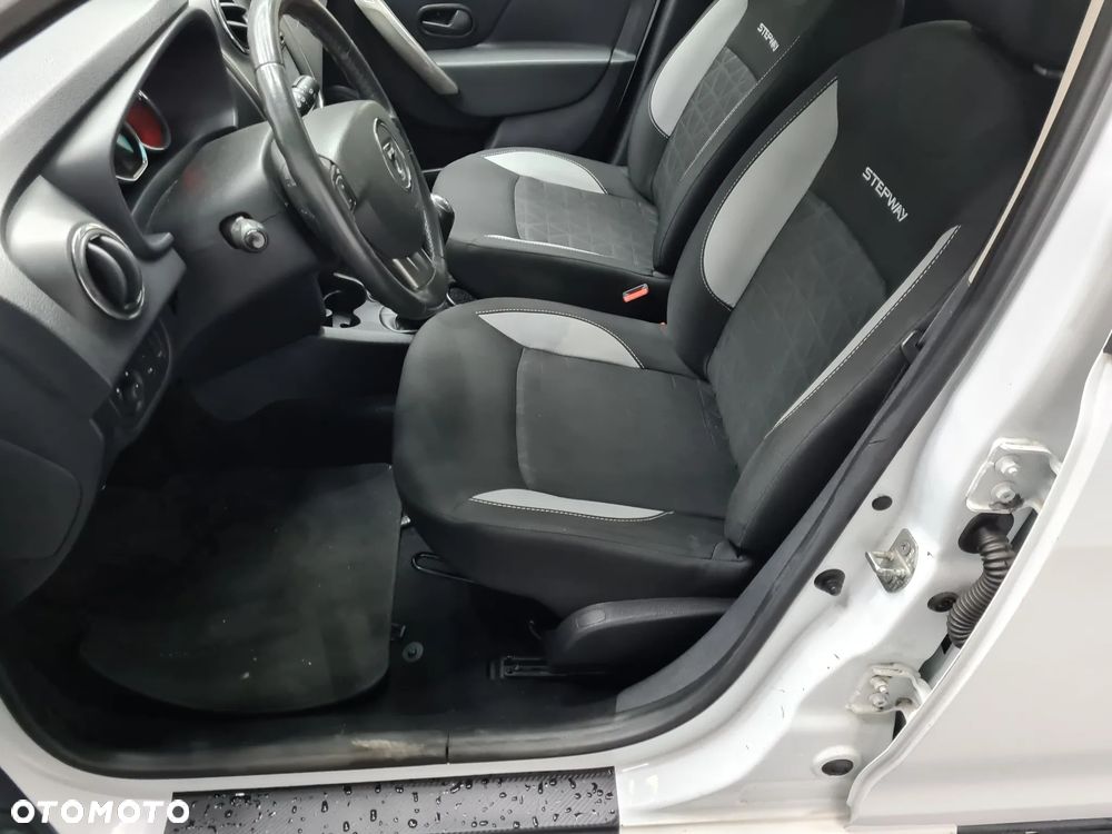 Dacia Sandero Stepway 0.9 TCe Laureate S&S EU6 - 11
