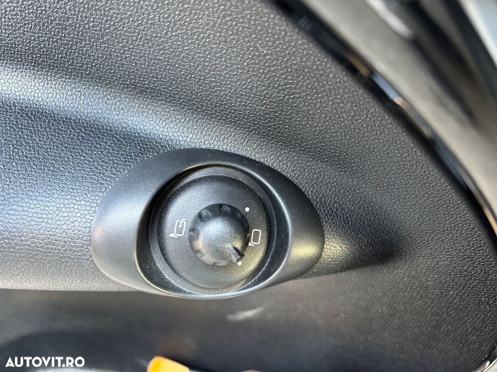 Mini Countryman Cooper D ALL4 - 16