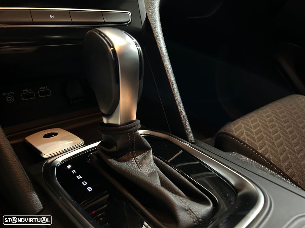 Renault Mégane Sport Tourer 1.6 E-Tech Plug-In Limited - 31