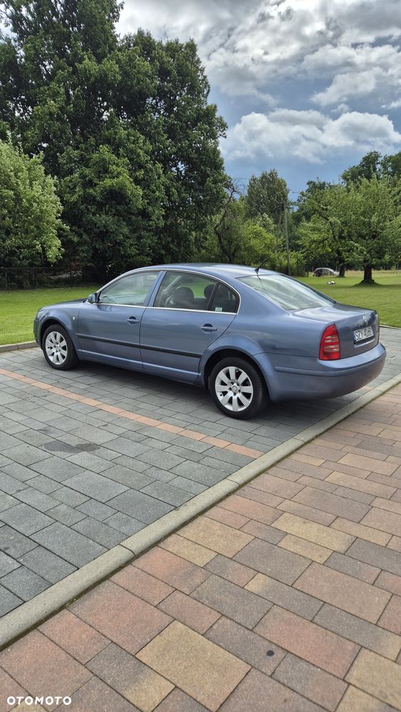 Skoda Superb 1.9 TDI Platinum - 11