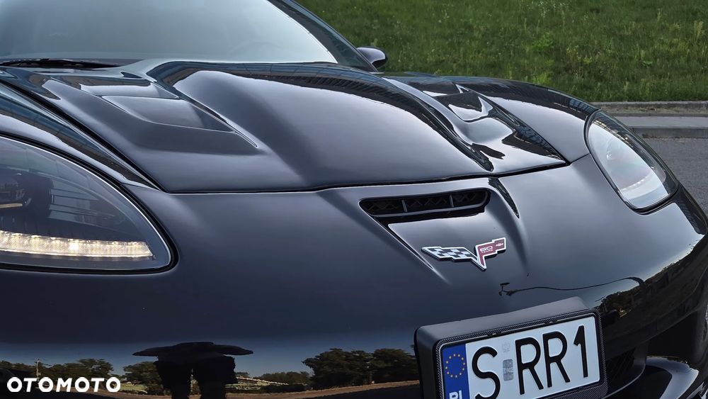 Chevrolet Corvette - 8