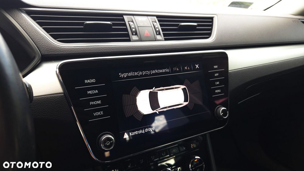 Skoda Superb 2.0 TDI Ambition - 10