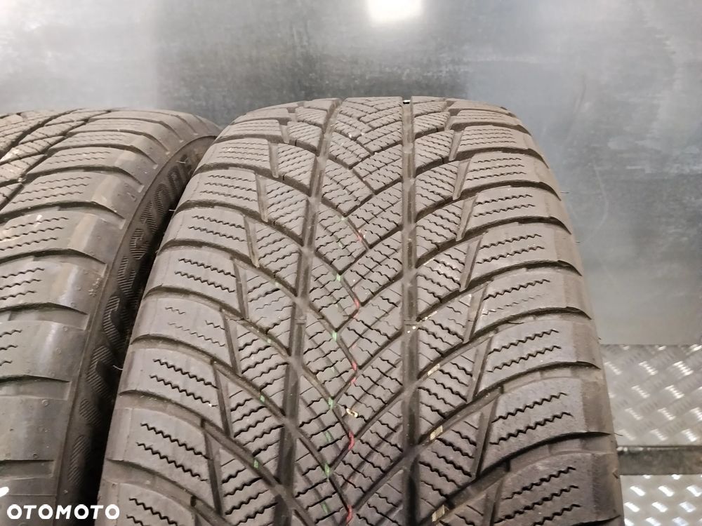 2x Bridgestone Blizzak LM001 215/55/18 95T nr.1855 - 2