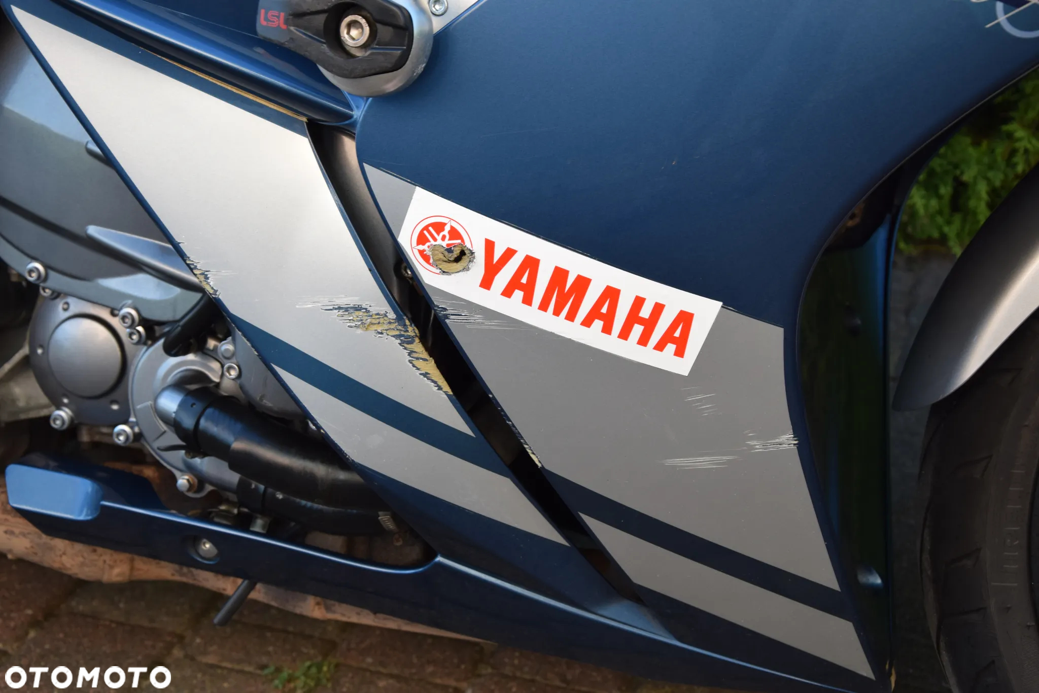 Yamaha FJR - 11