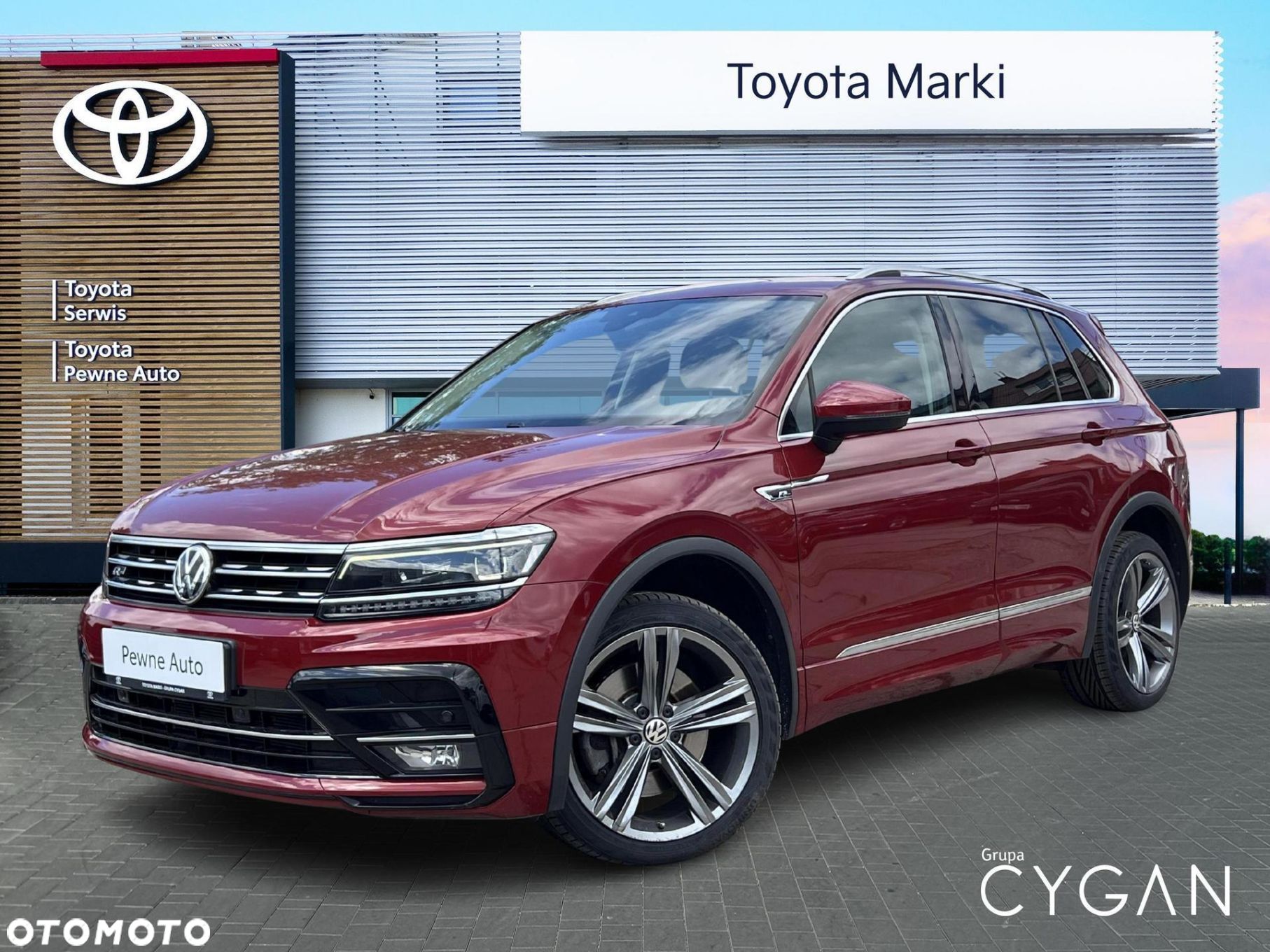 Volkswagen Tiguan - 1