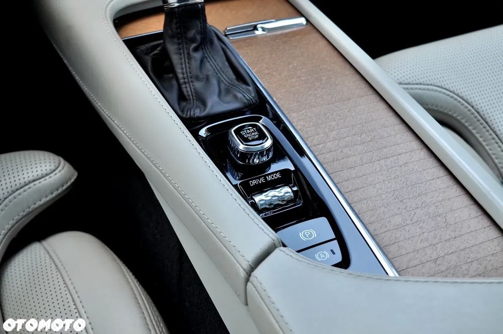 Volvo V90 D4 Geartronic Inscription - 34