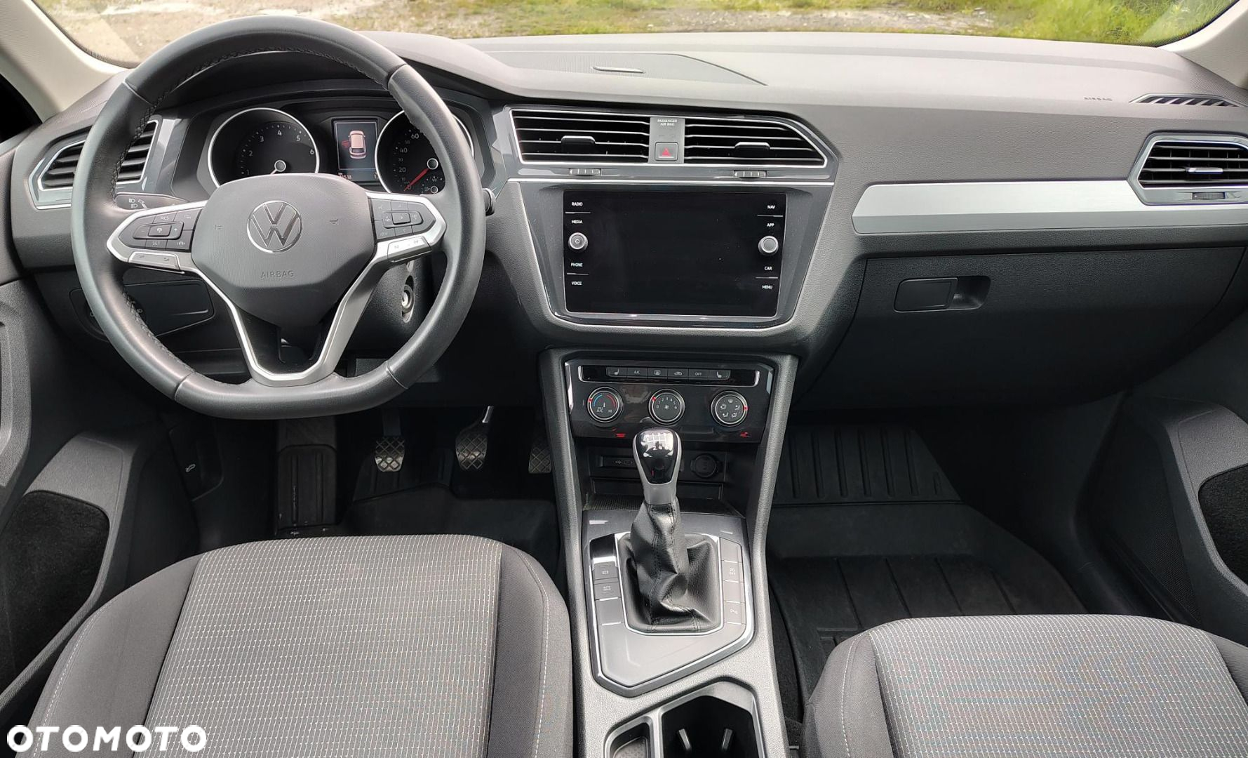 Volkswagen Tiguan - 10