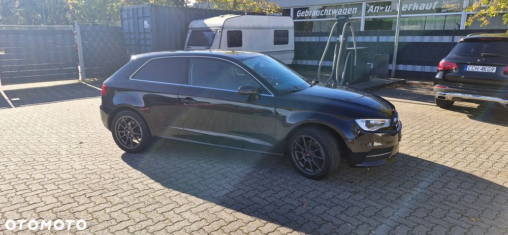 Audi A3 3-drzwiowe 2.0 TDI Premiere Edition - 4