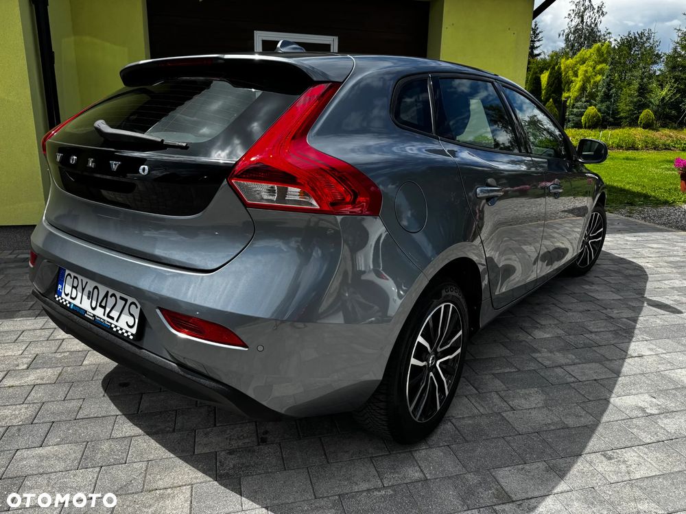 Volvo V40 D2 Momentum - 5