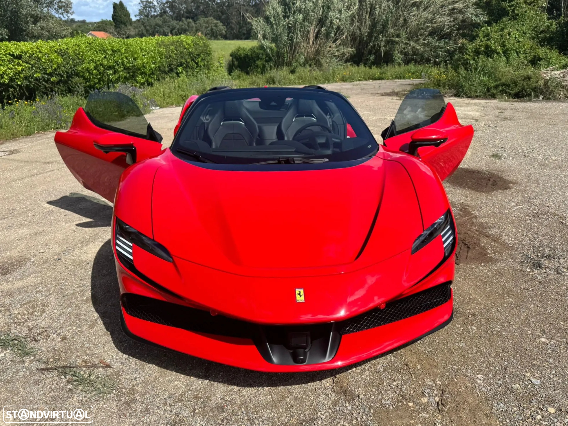 Ferrari SF90 Spider - 12