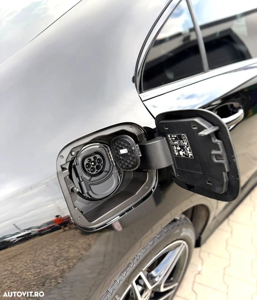 Mercedes-Benz A 250 e 8G-DCT - 8