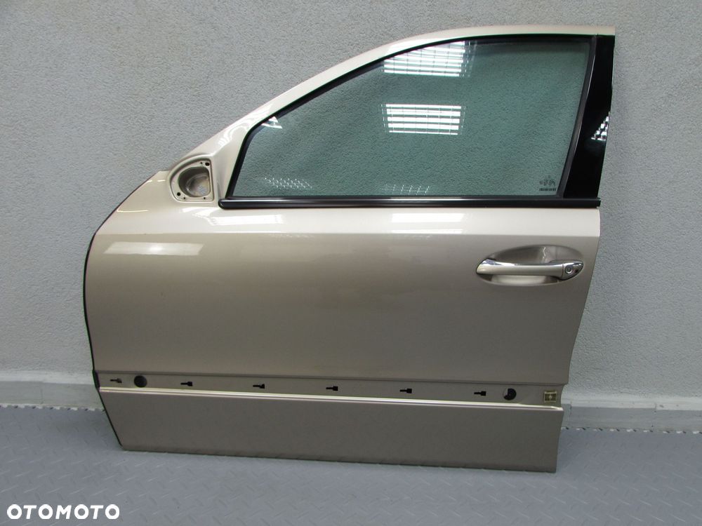 MERCEDES E KLASA W211 02-09 DRZWI PRZOD LEWY PRZEDNIE - 1