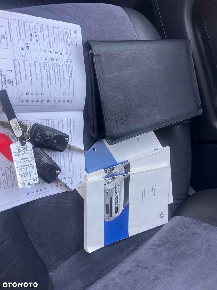 Volkswagen Multivan - 33