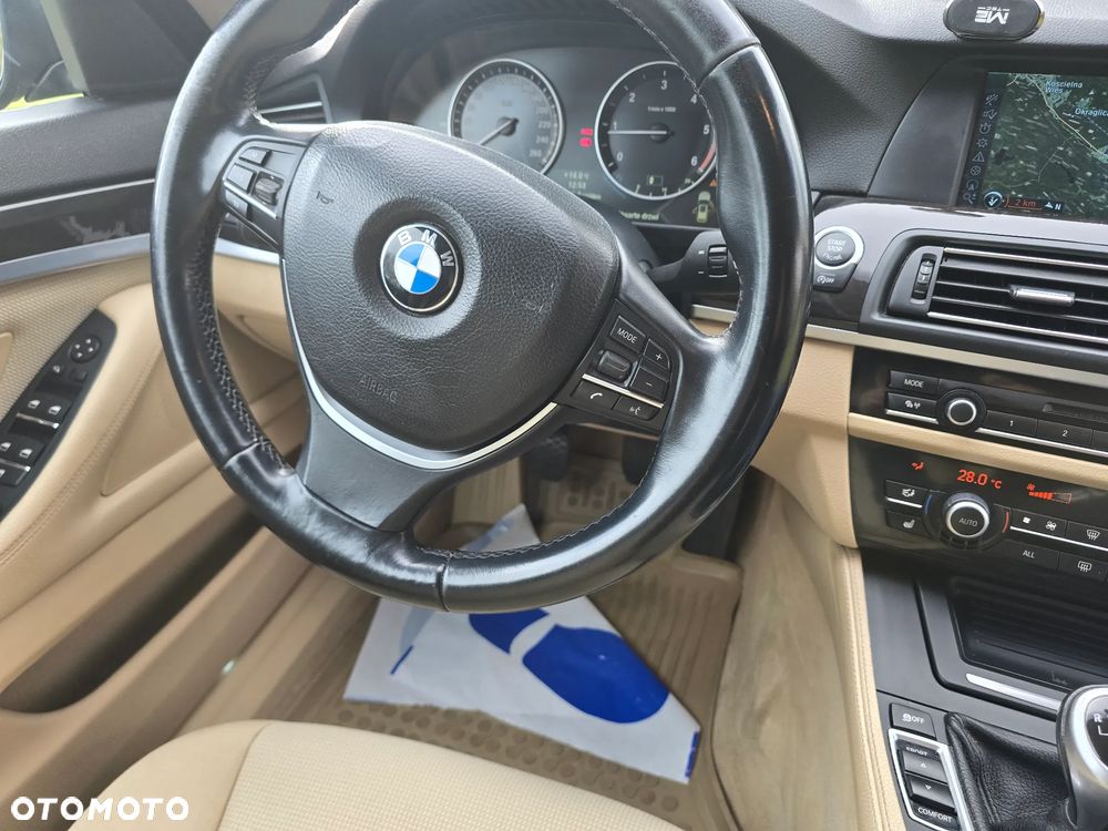 BMW Seria 5 520d - 12