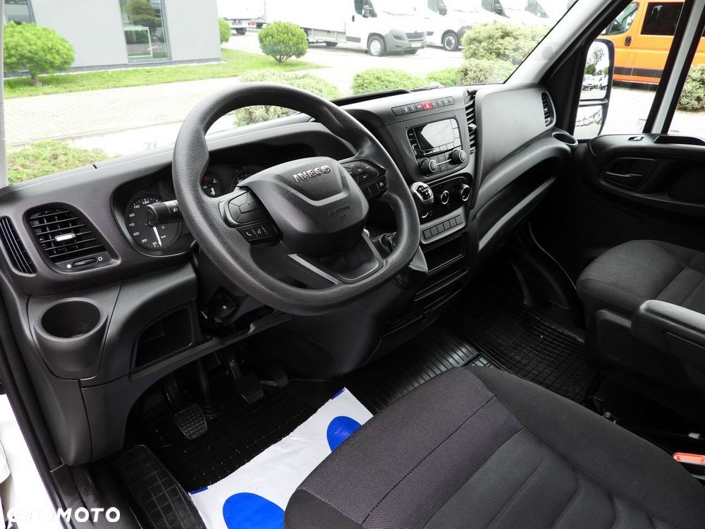 Iveco DAILY 35C16 WYWROTKA PODWÓJNA KABINA DOKA 6 MIEJSC TEMPOMAT BLIŹNIACZE KOŁA KLIMATYZACJA  160KM - 3