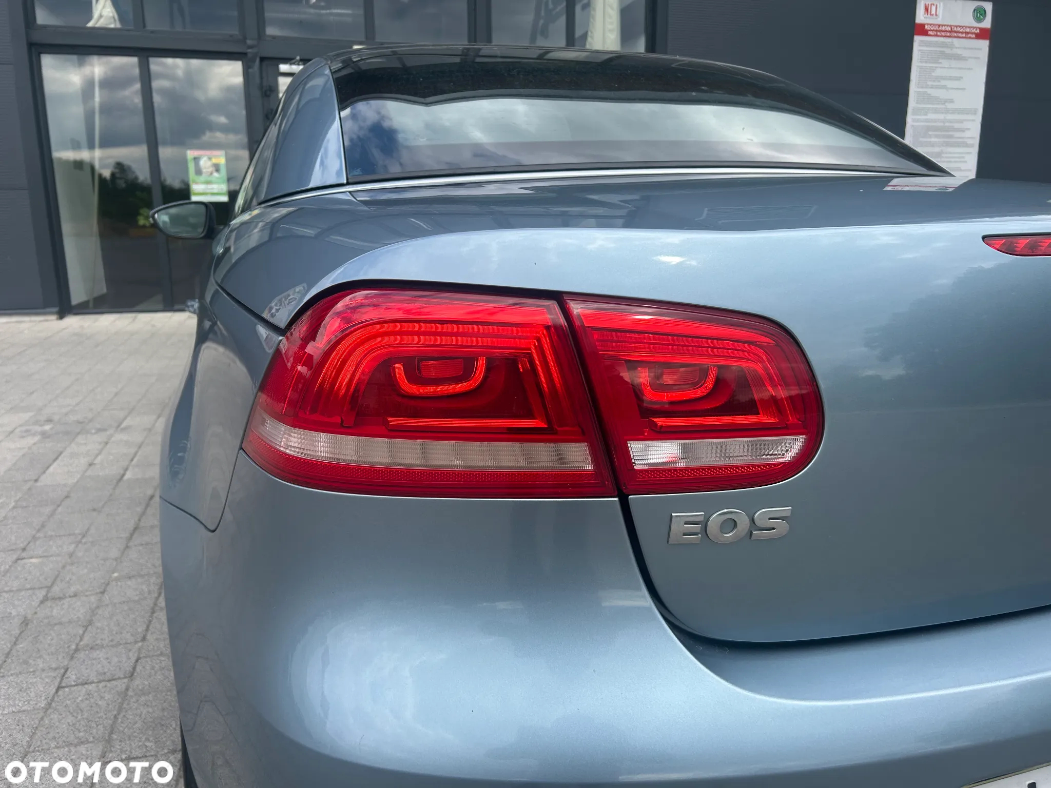 Volkswagen Eos 2.0 TDI DPF BlueMotion Technology Exclusive - 17