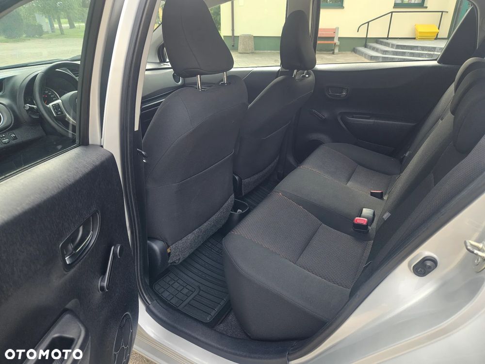 Toyota Yaris - 7