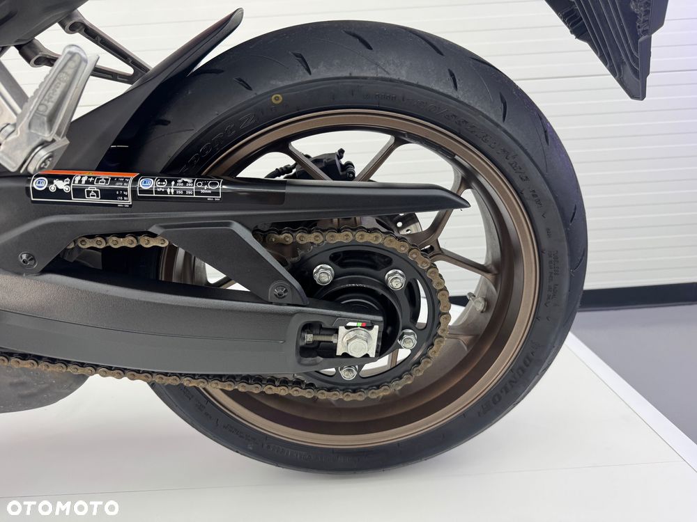 Honda CB - 27