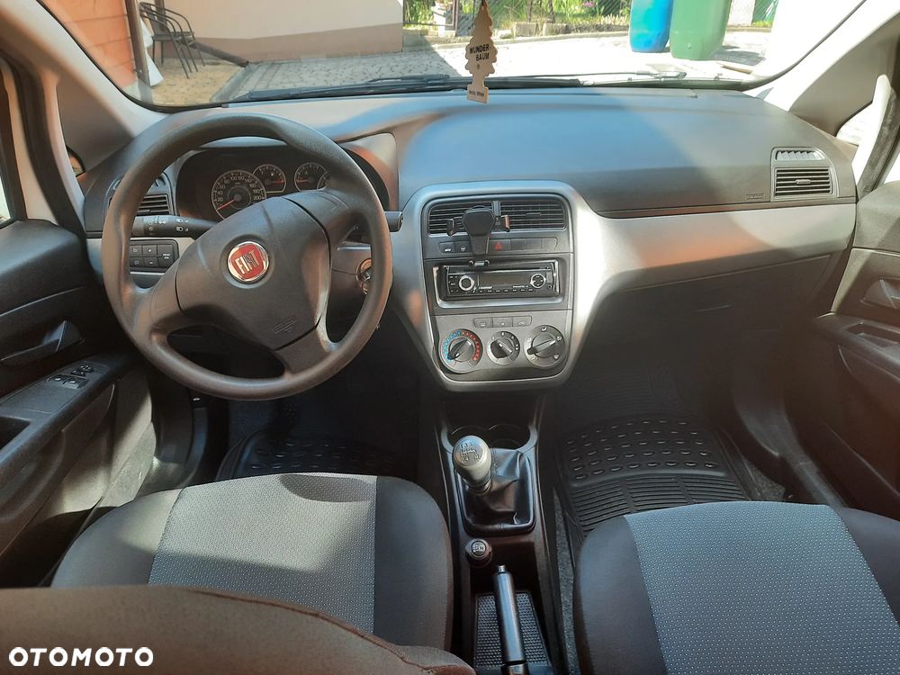 Fiat Punto - 4